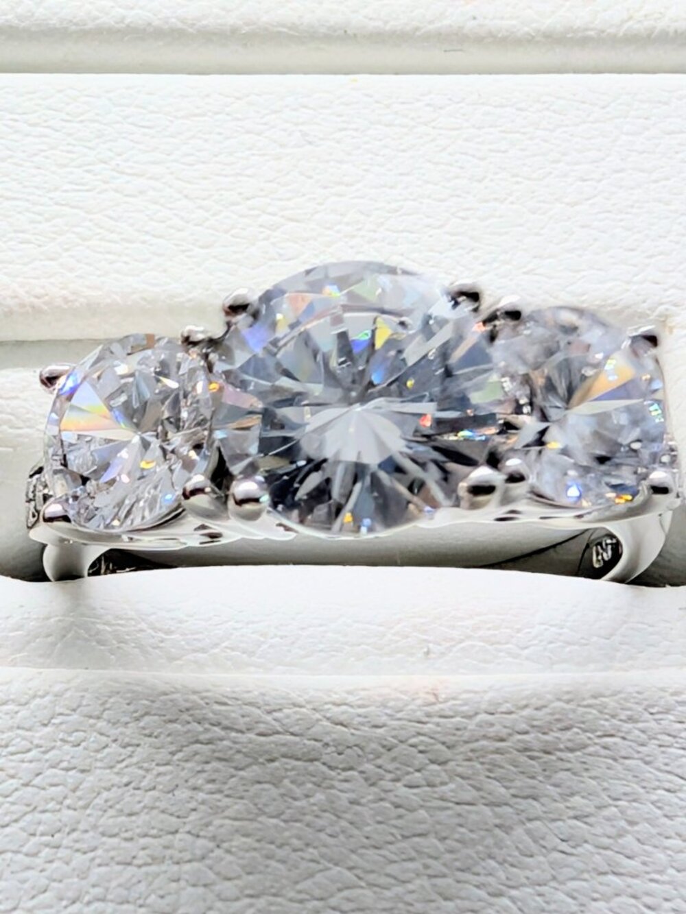 NEW Past Present Future Sterling silver CZ ring - Picture 2 of 16